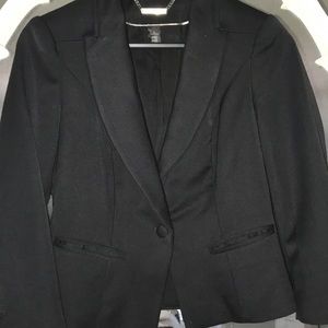 WHBM Tuxedo Blazer in Black, size 2